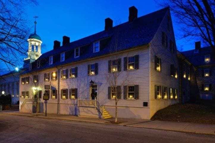 The outside of the Moravian Museum Gemeinhaus at night